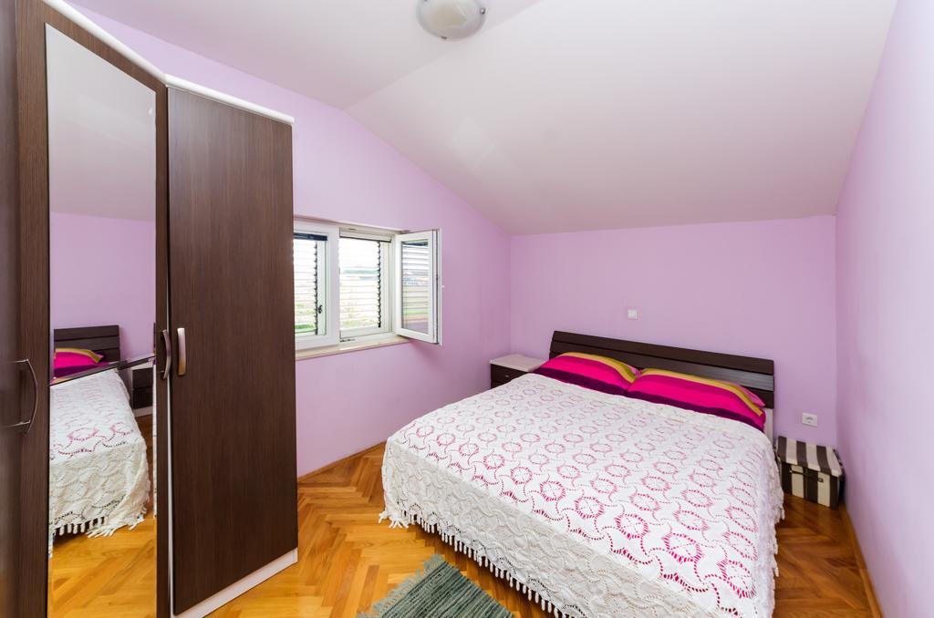 Apartments Martin Zaton  Rom bilde
